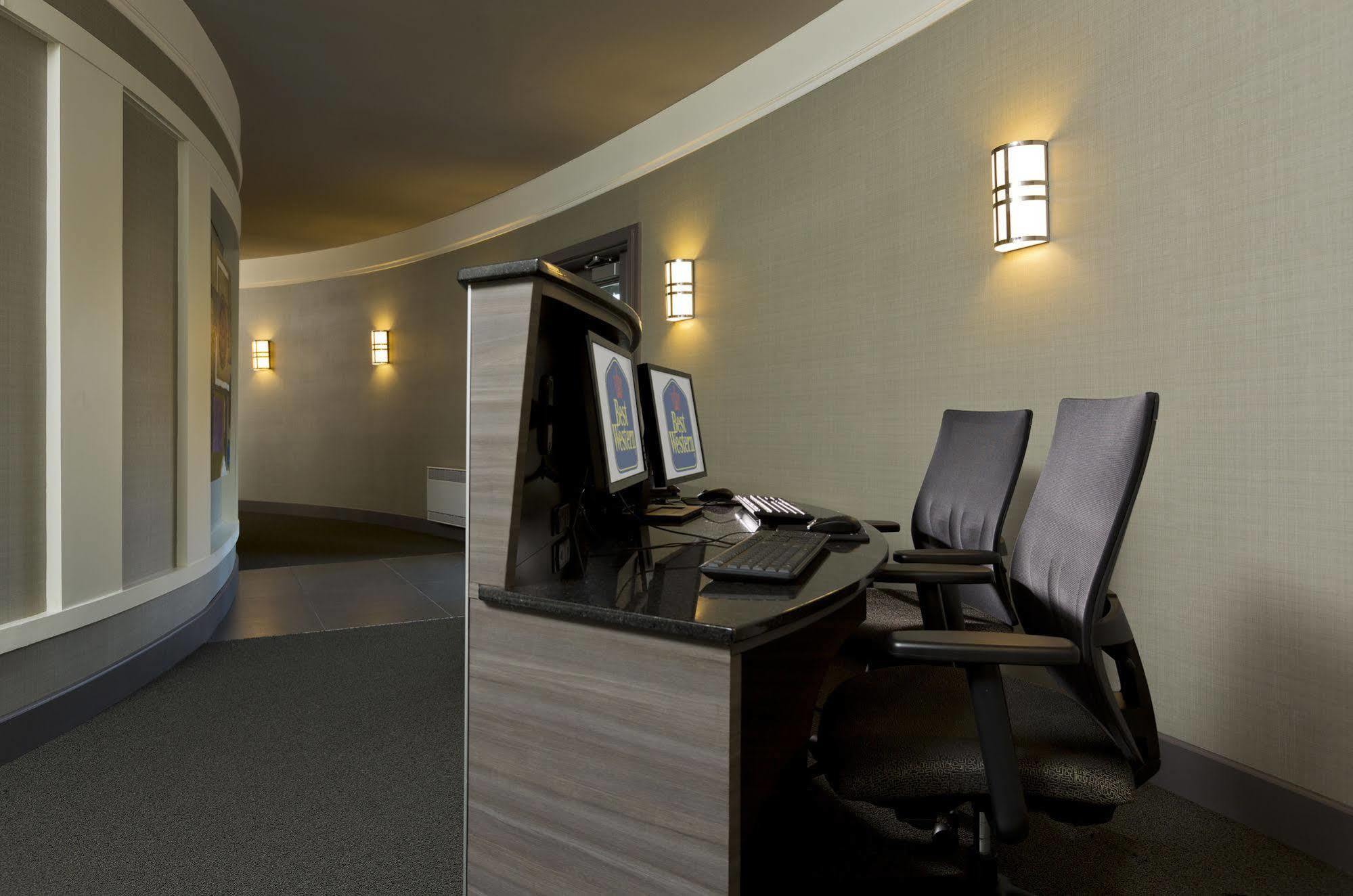 Best Western Premier Hotel Aristocrate Quebec City Perniagaan gambar